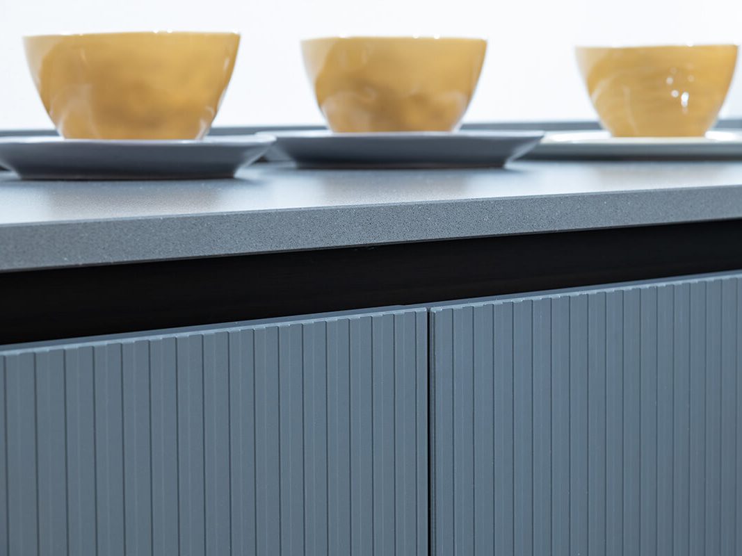 Basi: Ante Innovative Surfaces (TAKTO effetto materico) – pressatura e calandratura